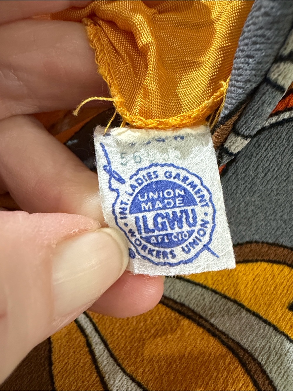 Vintage Dress by ILGWU. - Picture 11 of 16